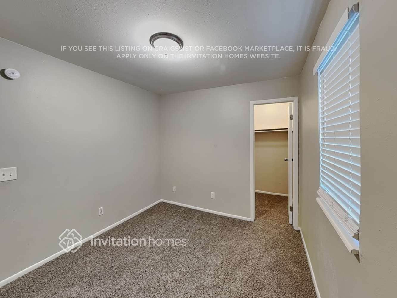 Building Photo - 9701 W 104th Dr