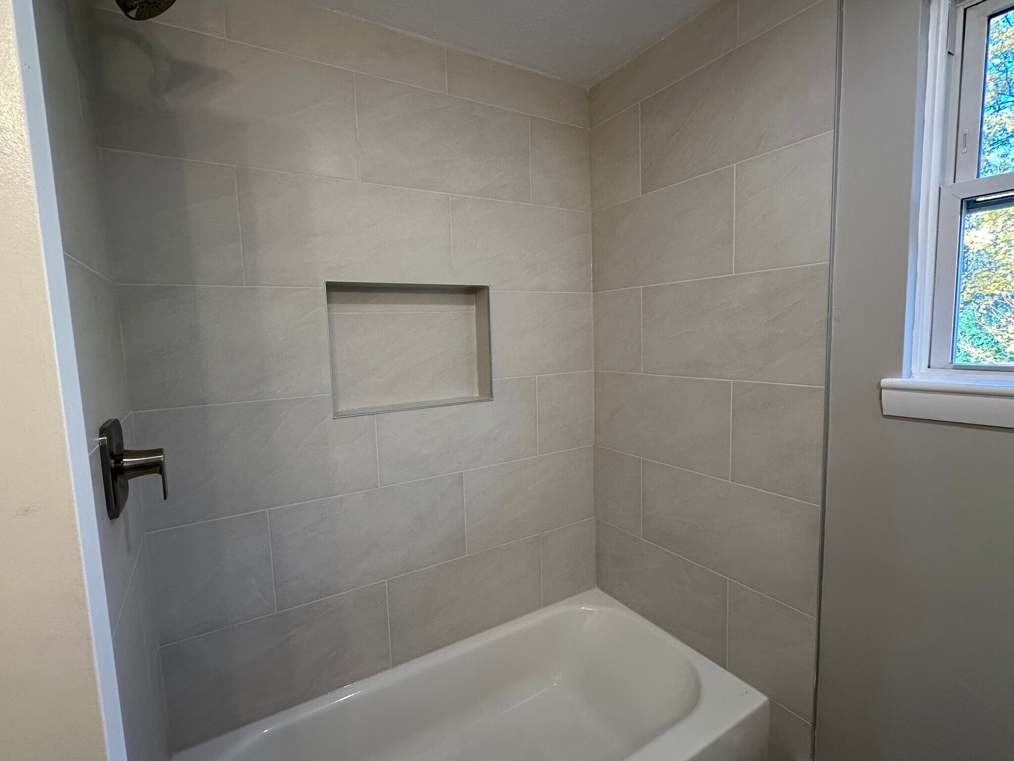 Building Photo - 132 Edgehill Rd