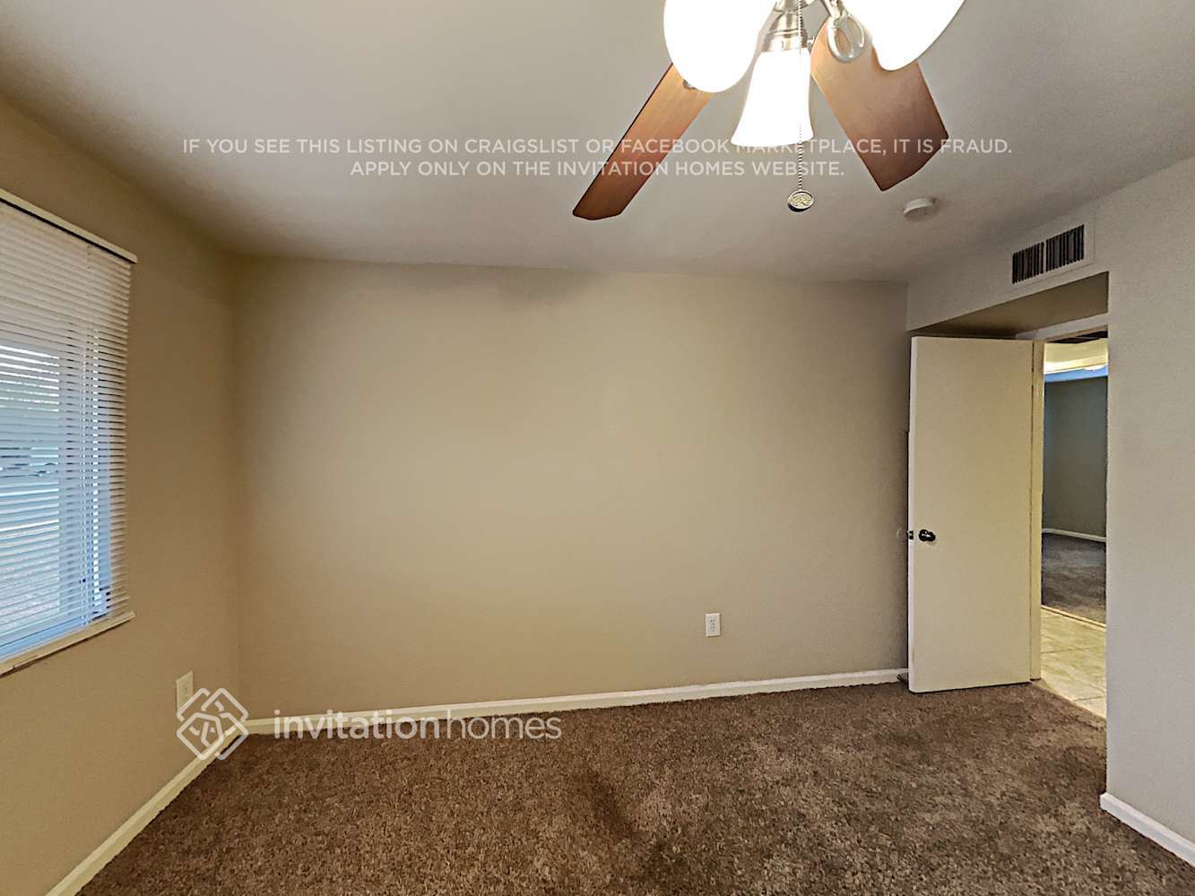 Building Photo - 1536 W Andorra Dr