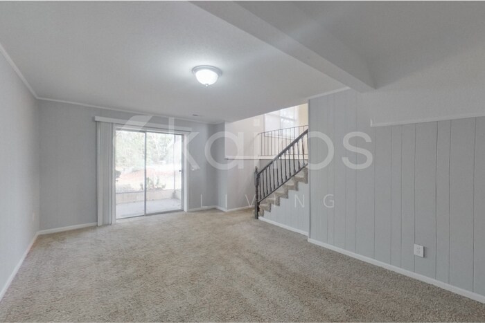Building Photo - 3011 Walker St