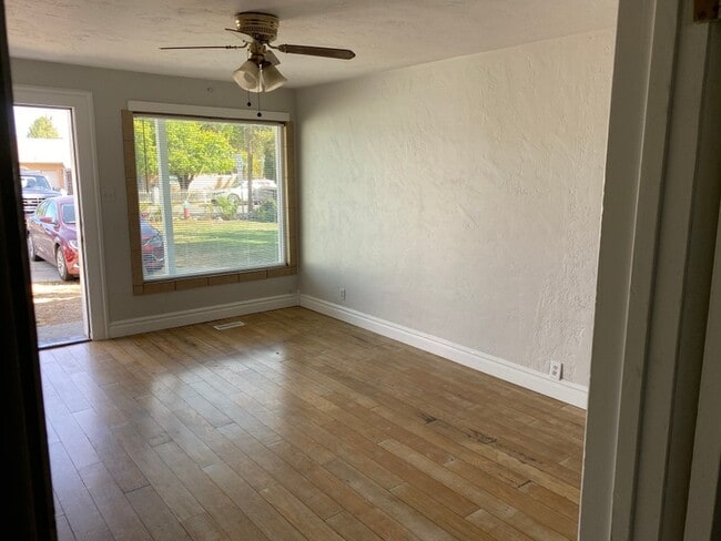 Building Photo - 3167 W 3835 S