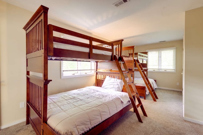 Building Photo - Kerry Lake