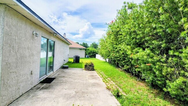 Building Photo - 1537 Slash Pine Ct