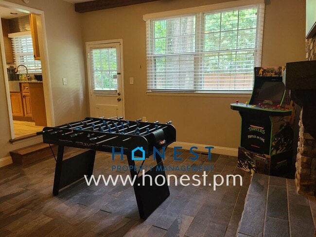 Building Photo - 1222 Rama Rd