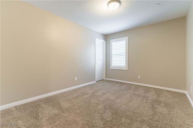Building Photo - 1433 Overseer Ave