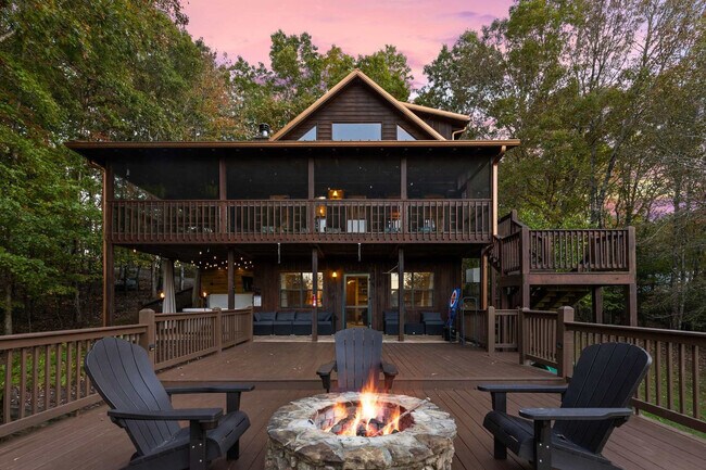 Building Photo - 150 Arrow Way