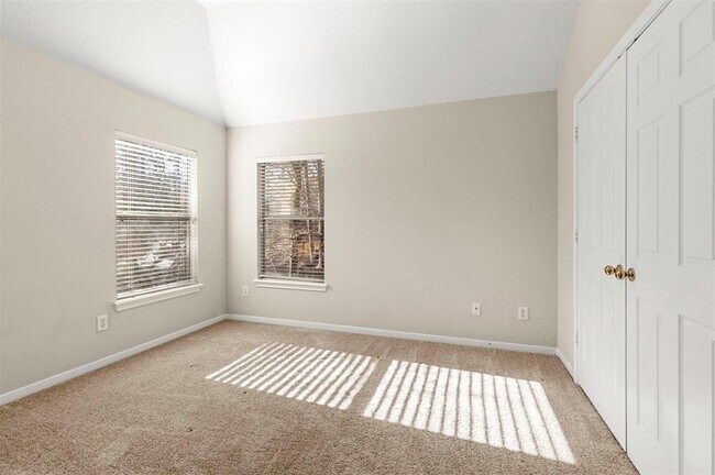 Building Photo - 91 S Downy Willow Cir