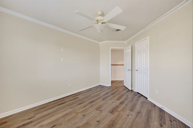 Building Photo - 5603 Lowellberg Ln
