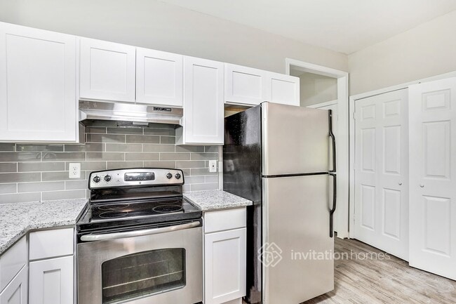 Building Photo - 3986 Bakers Ferry Rd SW