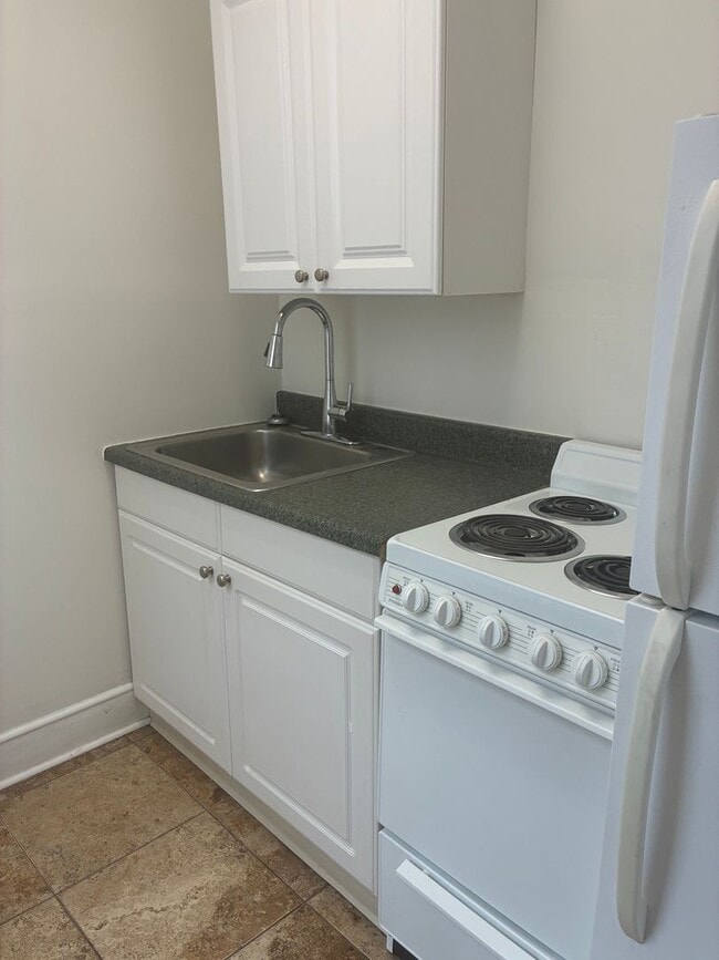 Building Photo - 1113 Lafayette Ave