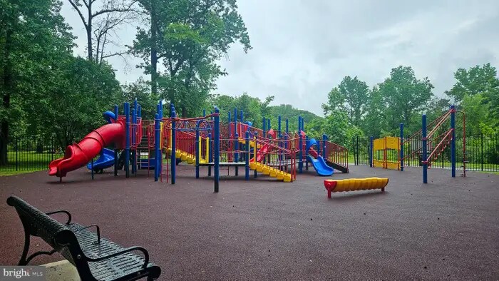 Building Photo - 1506 Mississippi Ave SE