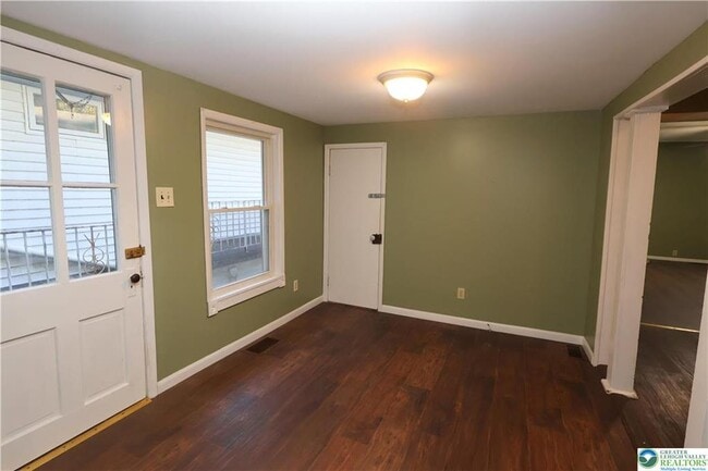 Building Photo - 2240 Edgewood Ave
