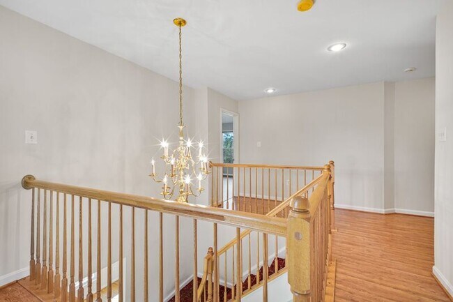 Building Photo - 655 Lancaster St