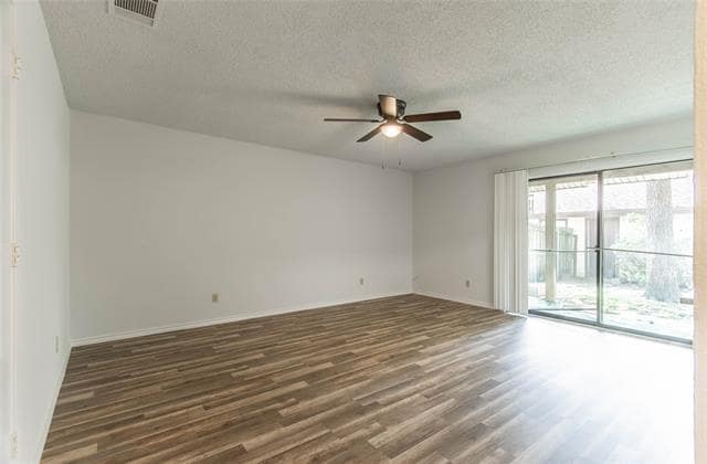 Building Photo - 12617 Hornbeam Dr
