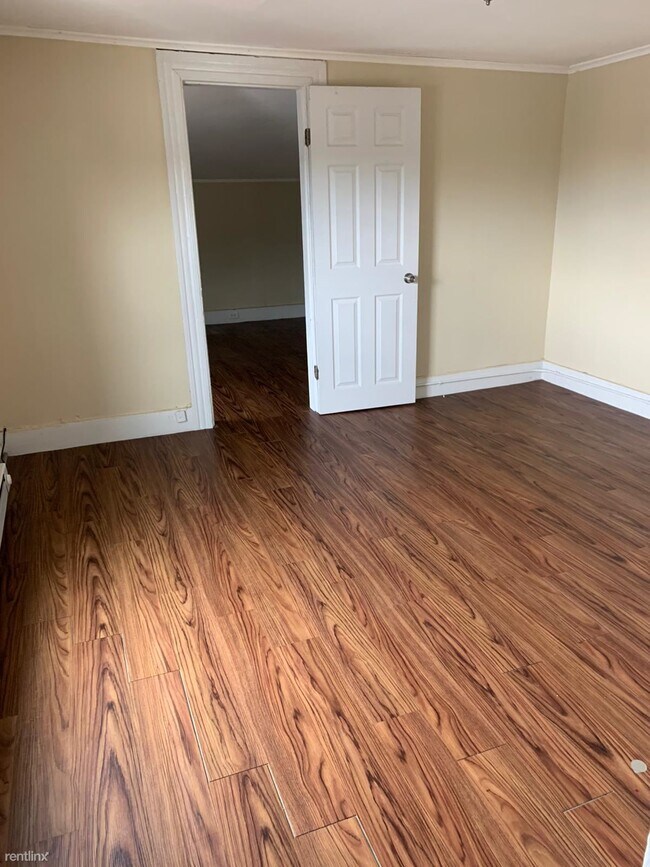 Building Photo - 2 br, 1 bath  - 57 Anson St 3L