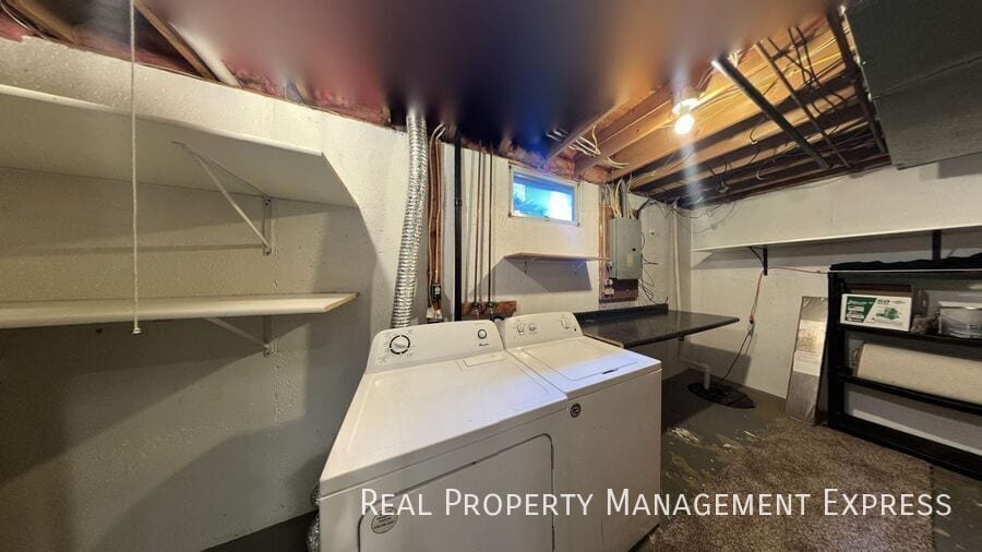 Building Photo - Spacious 5-Bedroom Home with Modern Updates in Sioux Falls