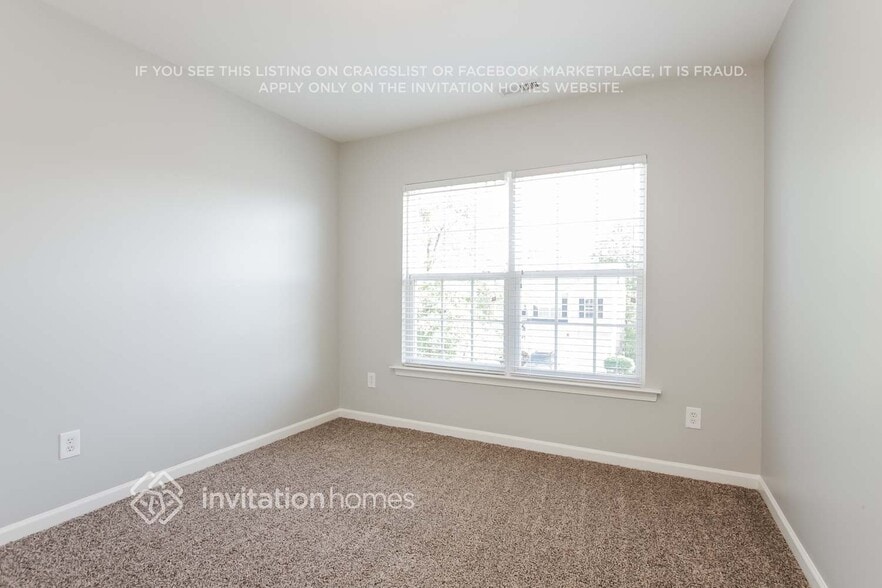 Building Photo - 4903 Abercromby St