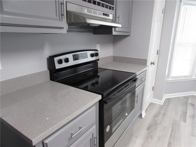 Building Photo - 1774 Twin Brooks Dr SE