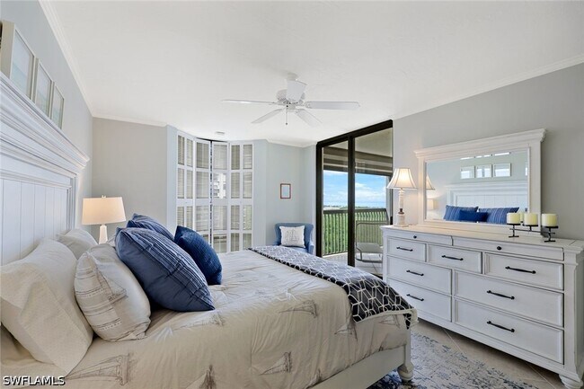 Building Photo - 6075 Pelican Bay Blvd