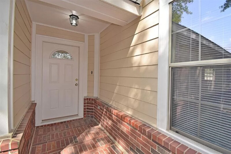 Building Photo - 504 Texas St