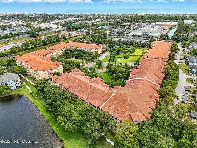 Building Photo - 4300 S Beach Pkwy
