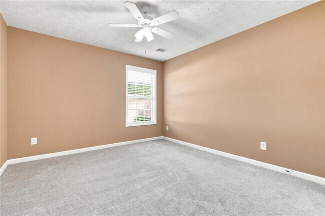 Building Photo - 3063 Kentmere Dr