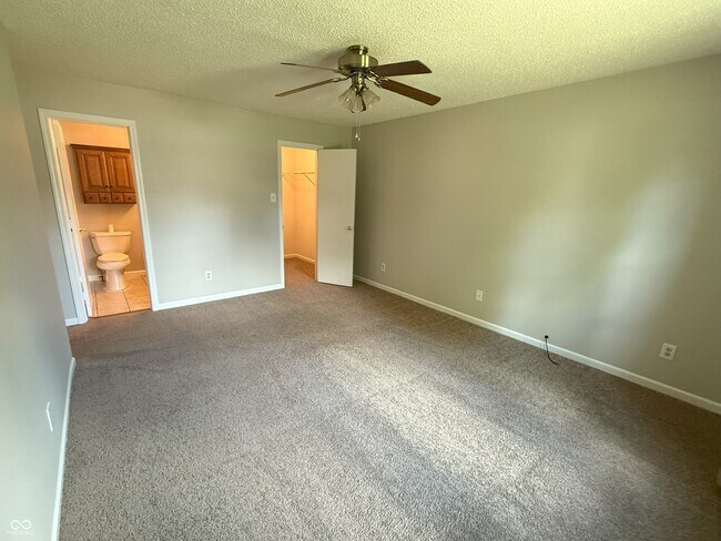 Building Photo - 2069 Fullwood Dr