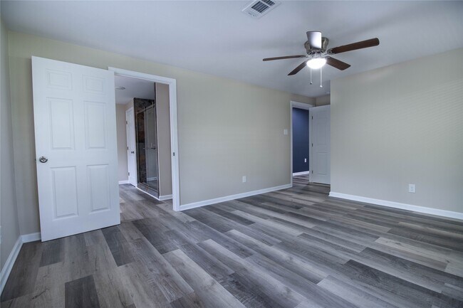 Building Photo - 20571 Lodge Rd