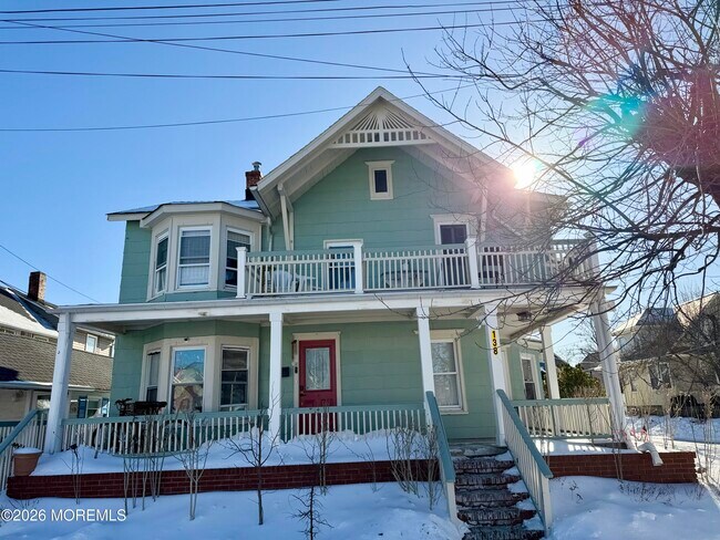 Building Photo - 138 Broadway