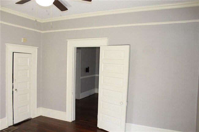 Building Photo - 1075 Manigault St SE