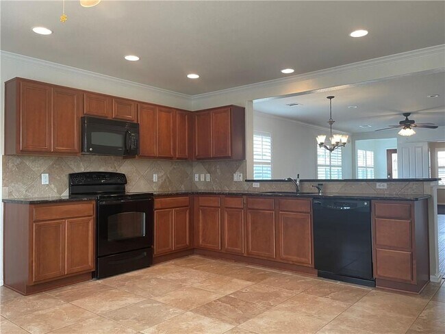 Building Photo - 112 Garner Cove