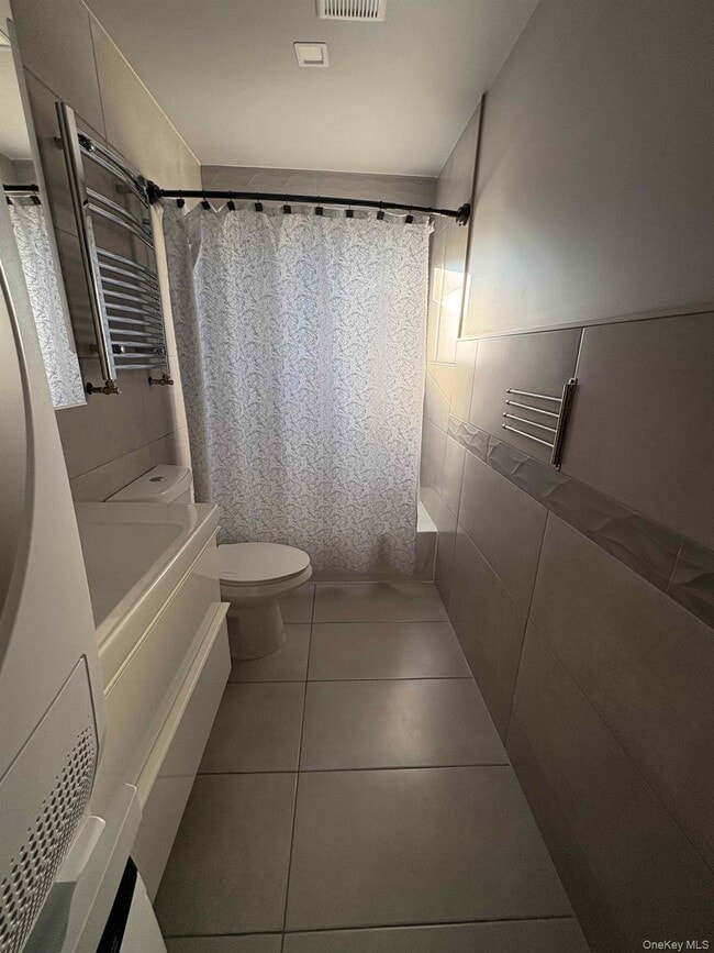 Building Photo - 58-46 Fresh Pond Rd