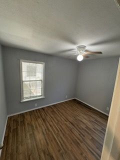 Building Photo - 6919 Biscayne Dr