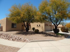 Building Photo - AVAILABLE NOW!  Swimming - Fishing - Biking and so much more