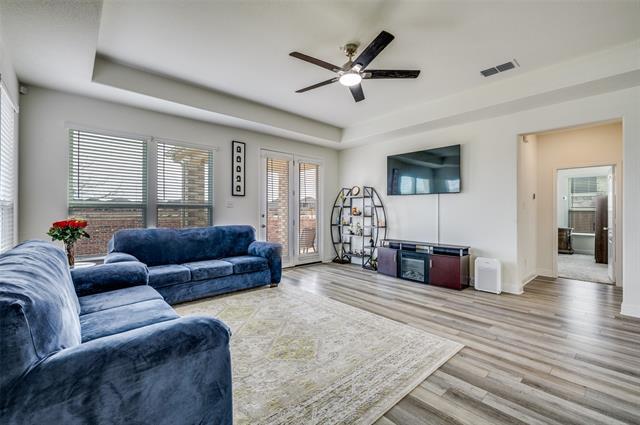 Building Photo - 4128 Wood River Trl