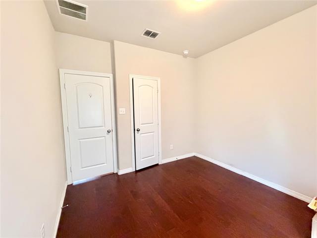 Building Photo - 9310 Moon River Dr