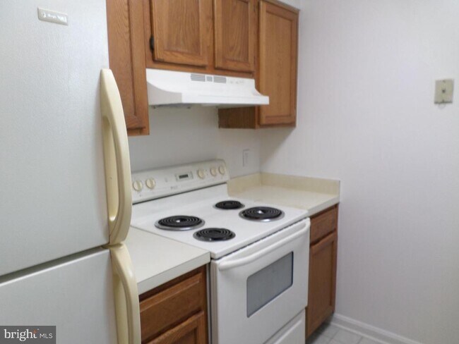 Building Photo - 1433 A St NE