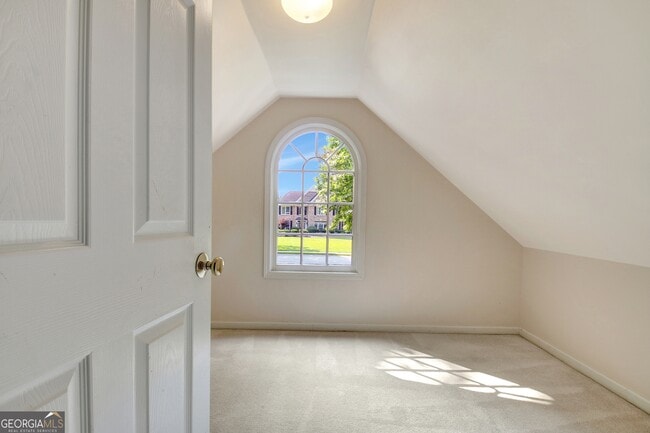 Building Photo - 185 Newfield Dr