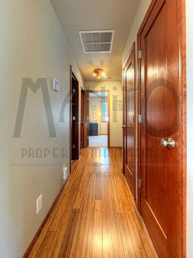 Building Photo - Open Concept Liberty Lake Home