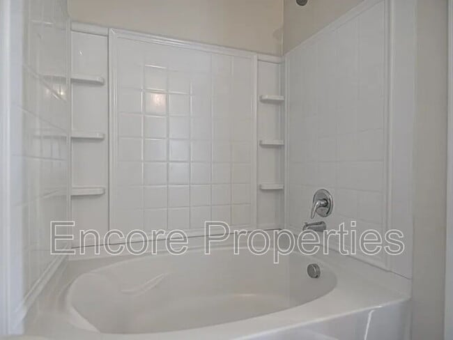 Building Photo - 4293 Youngstown Dr