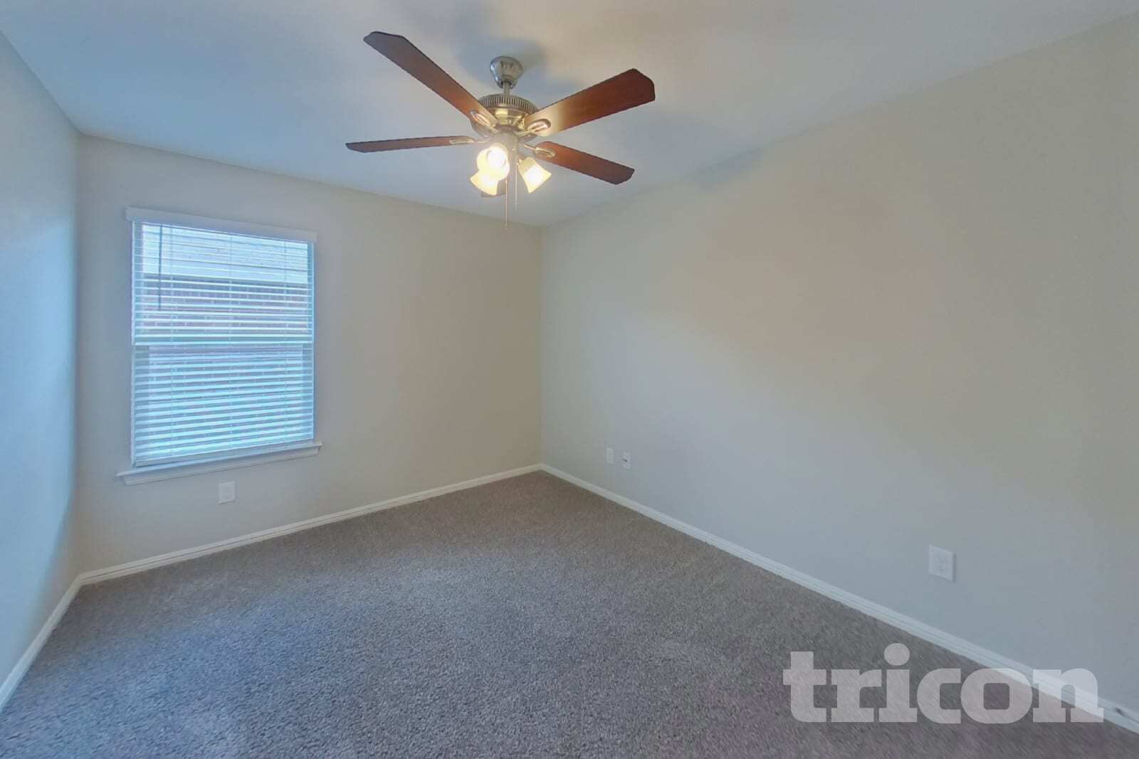 Building Photo - 10502 Ft Cibolo Trl