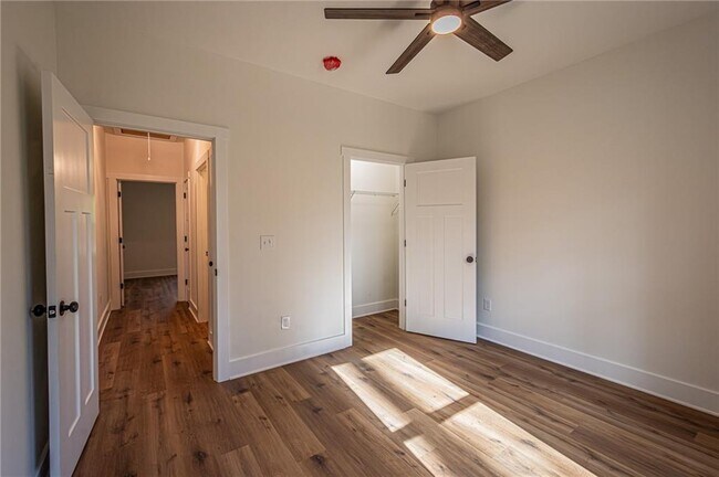 Building Photo - 635 Cane Creek Valley Rd