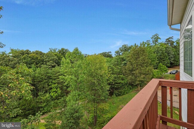 Building Photo - 5270 Kestrel Crossing Dr