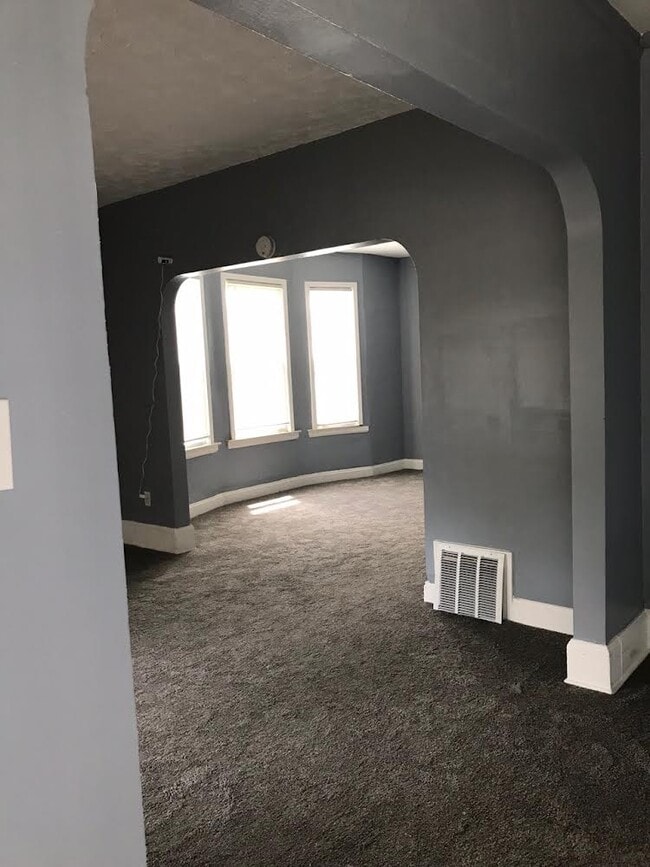 Building Photo - 3853 Garland St