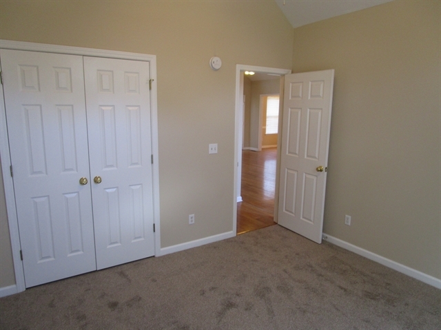 Building Photo - 2905 Runnymeade Dr