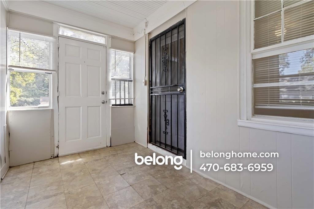 Building Photo - 225 1st St SW