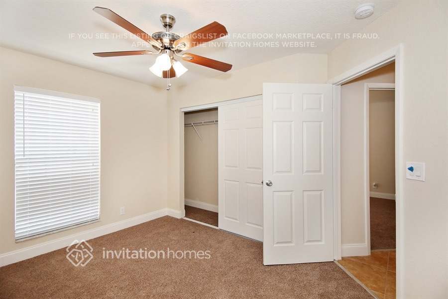 Building Photo - 12132 Quilting Ln