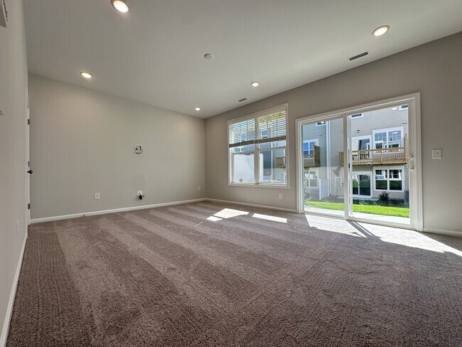 Building Photo - 2815 Carbondale Ct