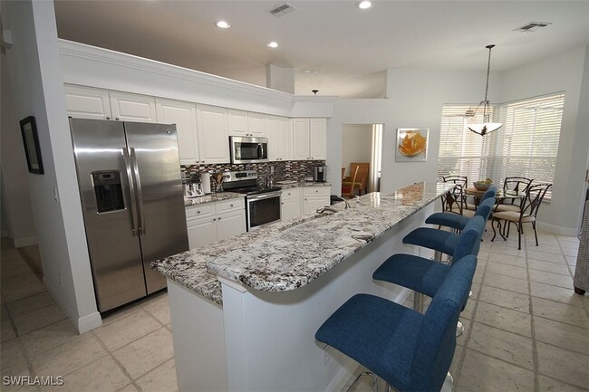 Building Photo - 25201 Bay Cedar Dr
