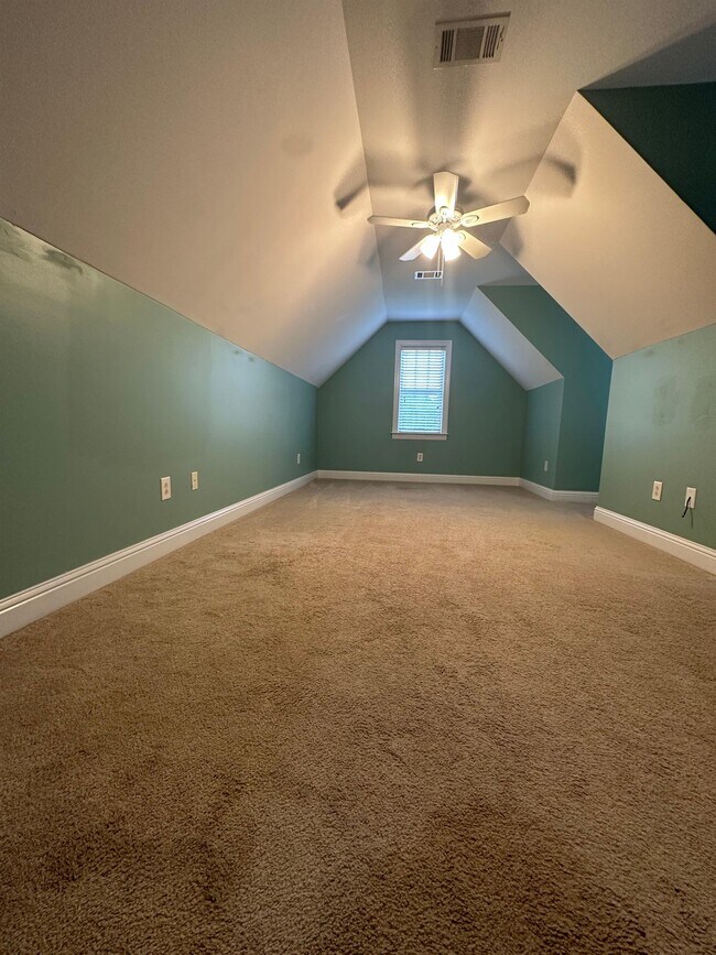 Building Photo - 246 Carsons Walk